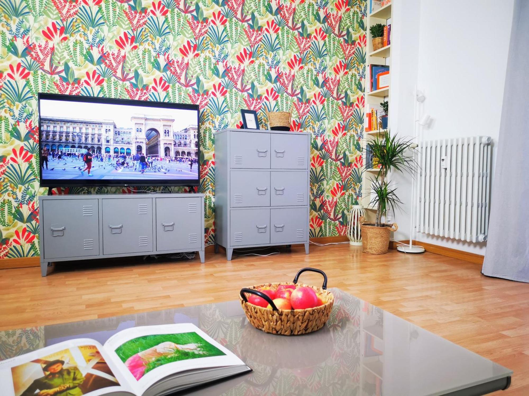 Spacious Apartment 50 Meters From The Metro Milão Exterior foto